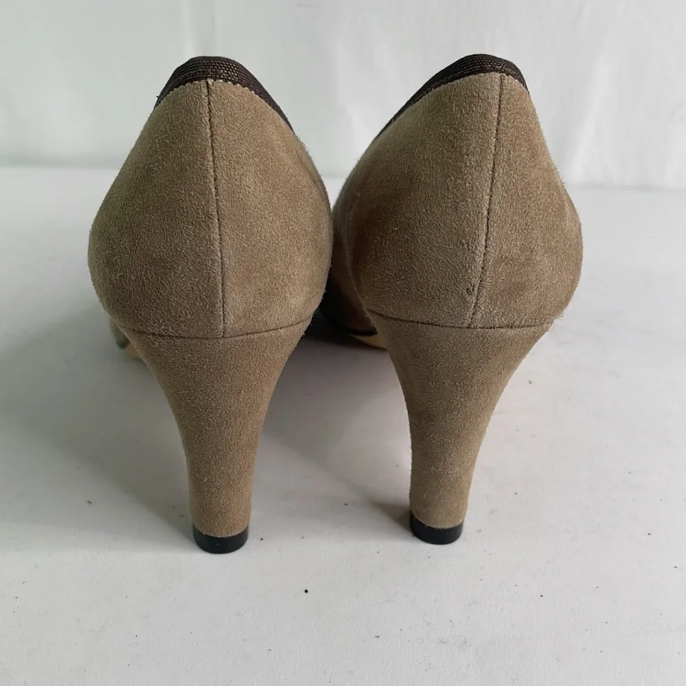 Nwob Vaneli tan and brown pointed toe suede pumps